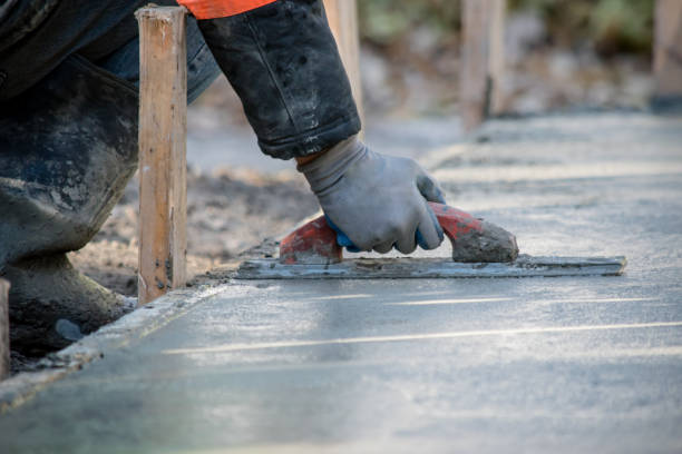 Best Concrete Retaining Walls in Colfax, WI